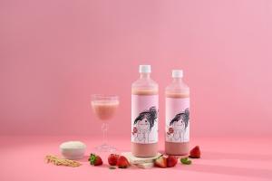 백년의 양조역사를 자랑하는 성수주조장이 빚은 프리미엄 6도 750ml 딸기막걸리 4병 셋트