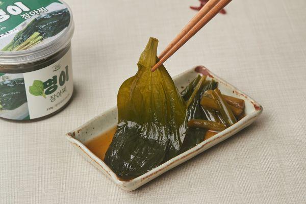 장아찌선물2호 명이셋트 860g(명이330g*2개,순무쭈글이200g*1개)