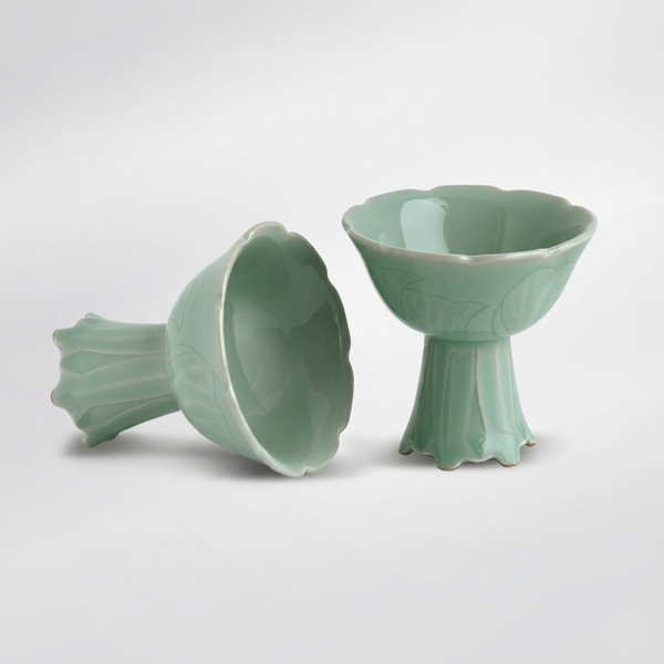 고려청자 모란무늬 잔